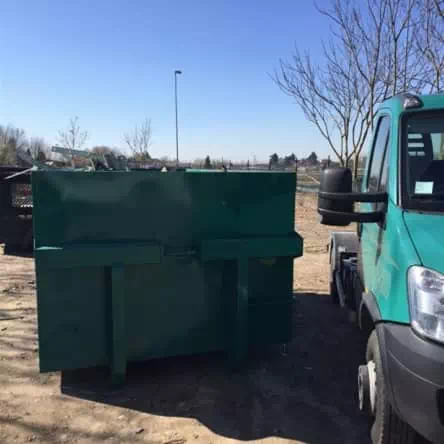 Location de benne Paris prix pour encombrants gravats et déchets vert, meubles